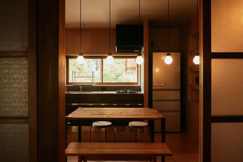 目の前が吉野川・雨天でも屋外体験ができる絶景の一軒家 Holiday home *