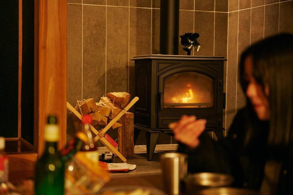 Holiday home 目の前が吉野川・雨天でも屋外体験ができる絶景の一軒家 *