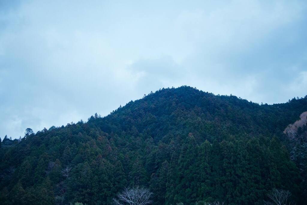 目の前が吉野川・雨天でも屋外体験ができる絶景の一軒家 *